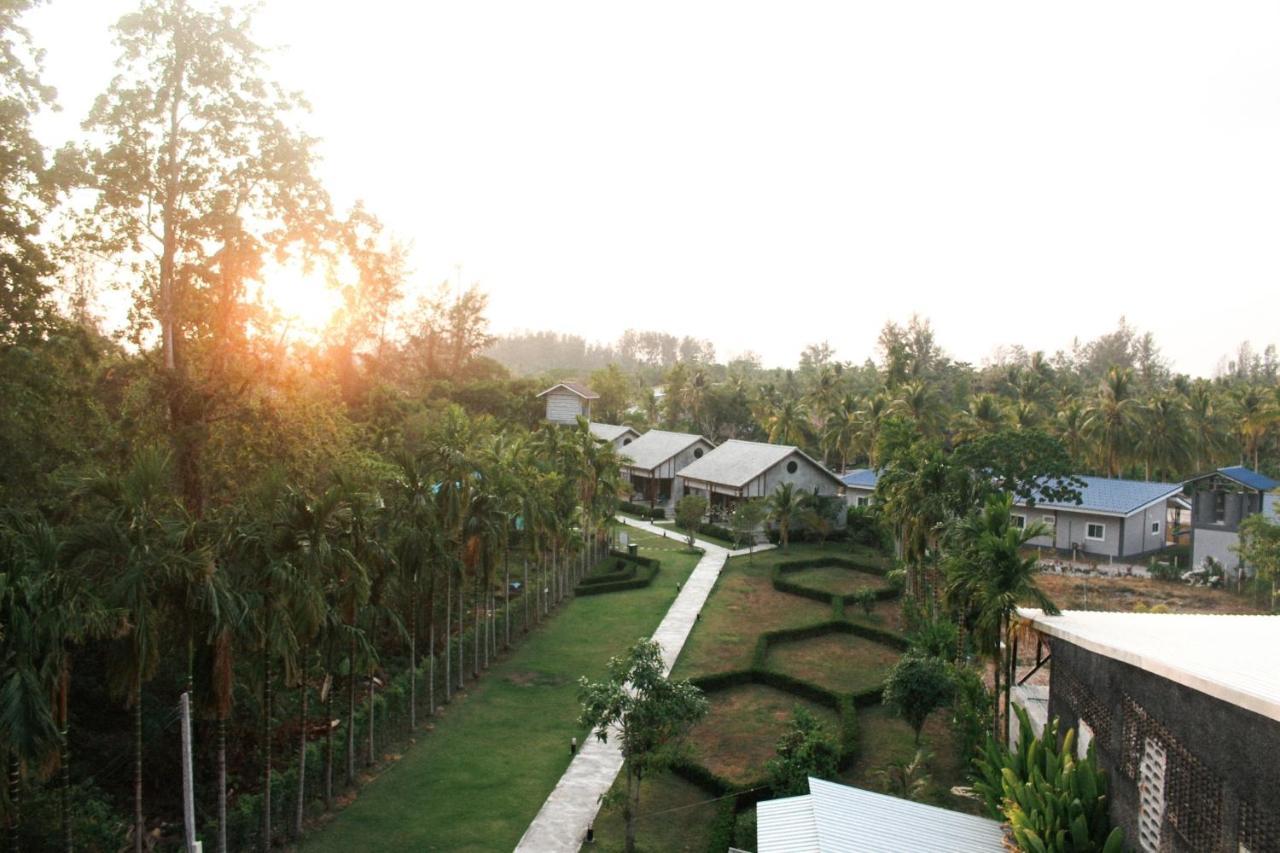 Na Vela Village Ko Lanta Buitenkant foto